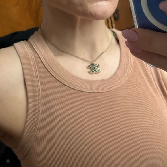 Chanel Emerald and Green CC Gold Necklace, Coco Marked - Picture 7 of 9
